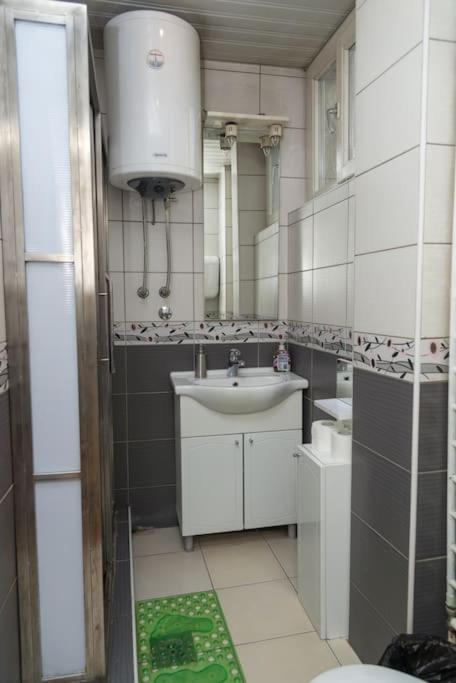 Apartman Panorama Glavna Ulica 우지체 외부 사진