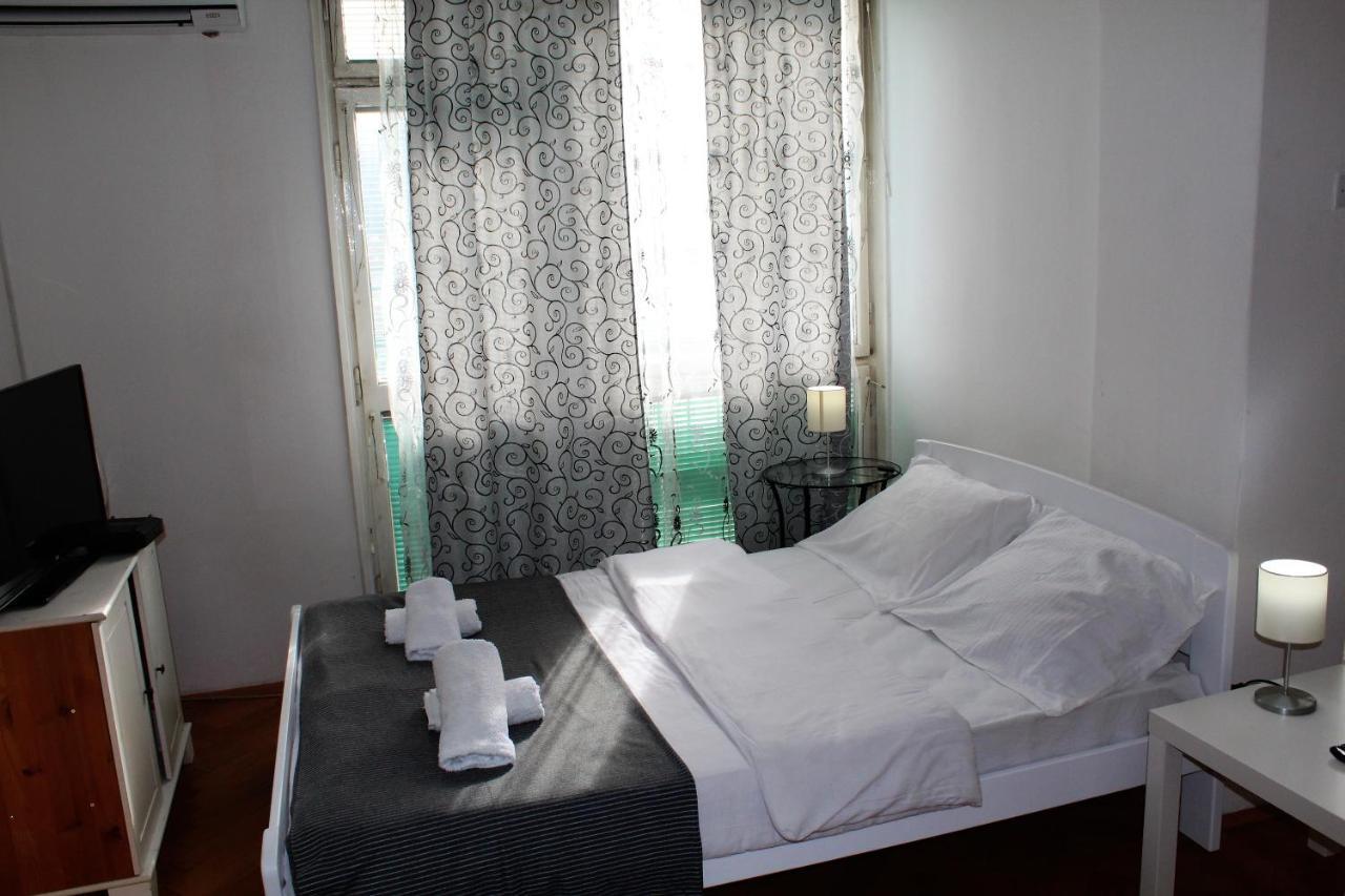 Apartman Panorama Glavna Ulica 우지체 외부 사진